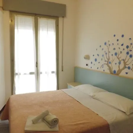 Edward Hotel 3*