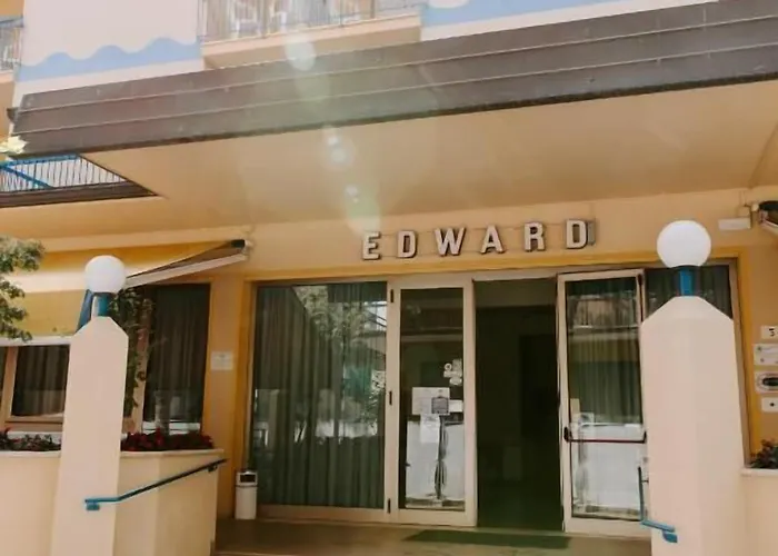 Edward Hotel 3*