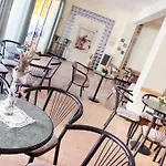 Edward Hotel 3*