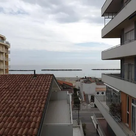 Edward Отель Беллария-Иджеа-Марина