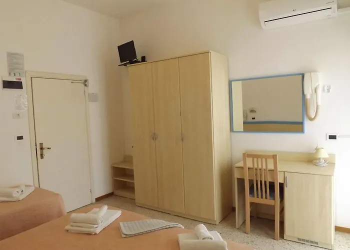 Hotel Edward Bellaria-Igea Marina